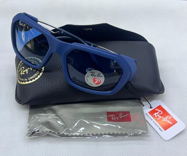 Rayban ferrari