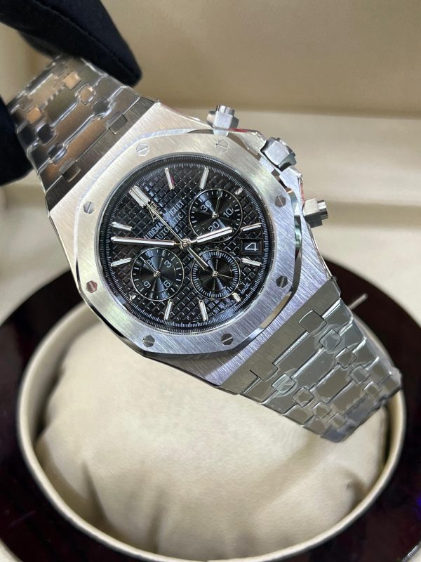 Audemars Piguet Royal Oak Chronograph men's/unisex watch. - Image 2