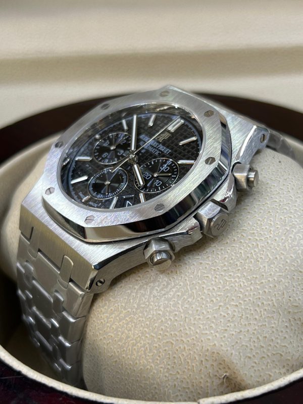 Audemars Piguet Royal Oak Chronograph men's/unisex watch. - Image 3