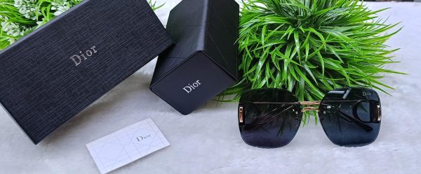 Dior Designer Sunglasses – Square Frame, UV Protection