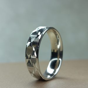 925 Sterling Silver Wedding Ring – Classic Engraved Band for Him or Her