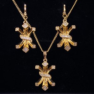 Luxury 3-Piece Gold Pendant Set with Diamond Accents